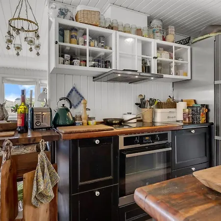 Eila - 1km From The Sea By Interhome Tatil Evi